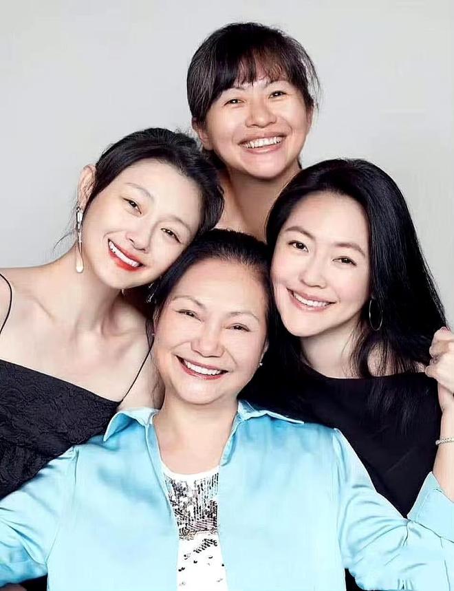 子佼出入不雅场合！曾隐瞒婚姻劈腿3人开元棋牌内容劲爆！吴宗宪炮轰小S黄(图5)