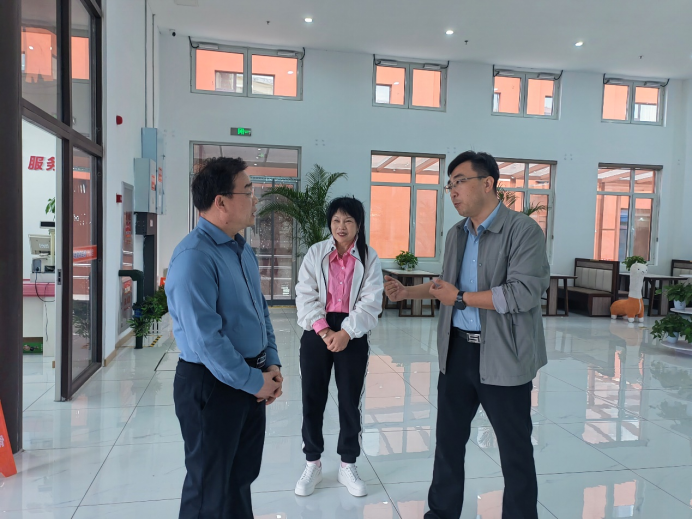 济莱特校、莱芜宏博康养中心校企融合展新篇开元棋牌校企携手展成果匠心巧手绘未来：