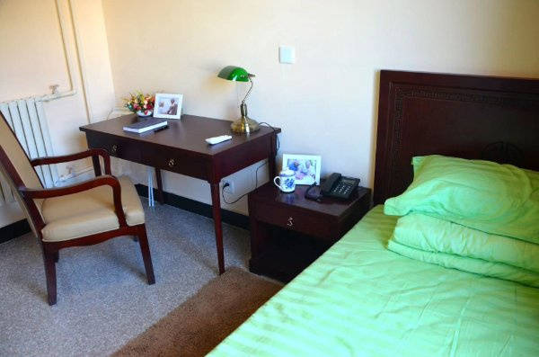 悦年华颐养中心（北京瀛海）靠谱收费标准价格表地址电话咨询汇总开元棋牌试玩【2026最新】北京失能失智临终关怀专业护理院(图3)