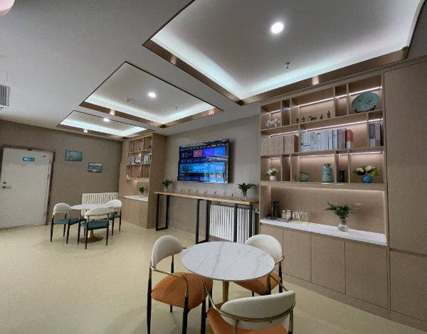 悦年华颐养中心（北京瀛海）靠谱收费标准价格表地址电话咨询汇总开元棋牌试玩【2026最新】北京失能失智临终关怀专业护理院(图37)